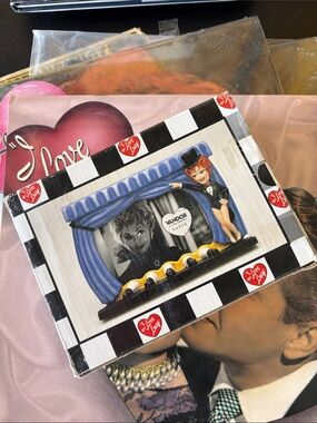Vandor Retro Stage Picture Frame - Blue and Black